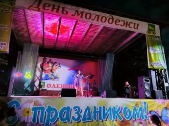 Большой праздничный концерт– марафон «Код молодости»